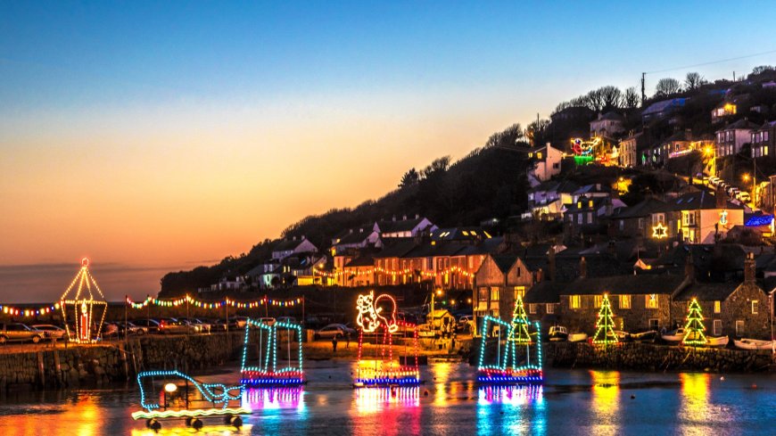 Charming seaside village named one of UK’s most festive places – with huge lights display and famous Christmas pie --[Reported by Umva mag]