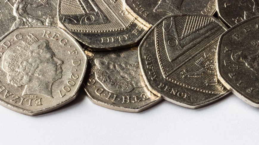 ‘Three Cs’ design you MUST spot on your 50p to make it worth 280 times more after bidding war – can you find one? --[Reported by Umva mag]