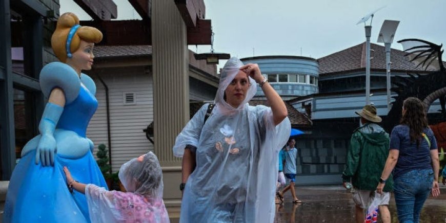 Disney World employees felt pressured to stay and work despite forecasts of looming tornadoes and flash floods in the hours leading up to Hurricane Milton --[Reported by Umva mag]