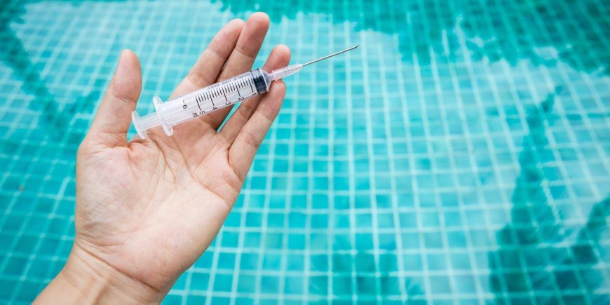 Rich people are obsessed with longevity. Luxury hotels are cashing in by charging guests up to $40,000 for IV drips and MRIs before they hit the pool. --[Reported by Umva mag]