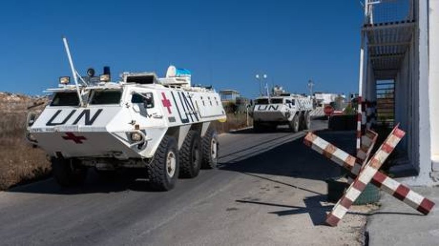 Israeli tank fire injures UN peacekeepers --[Reported by Umva mag]