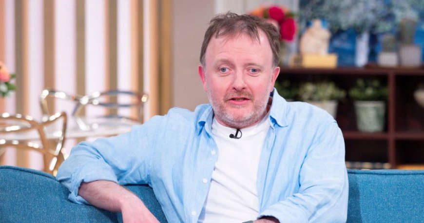 Strictly favourite Chris McCausland is ‘falling apart’ due to illness ahead of this weekend --[Reported by Umva mag]