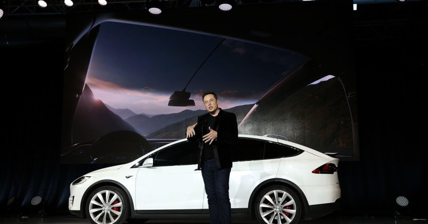 Elon Musk Unveils Tesla’s ‘Cybercab,’ Plans to Bring Autonomous Driving Tech to Other Models in 2025 --[Reported by Umva mag]