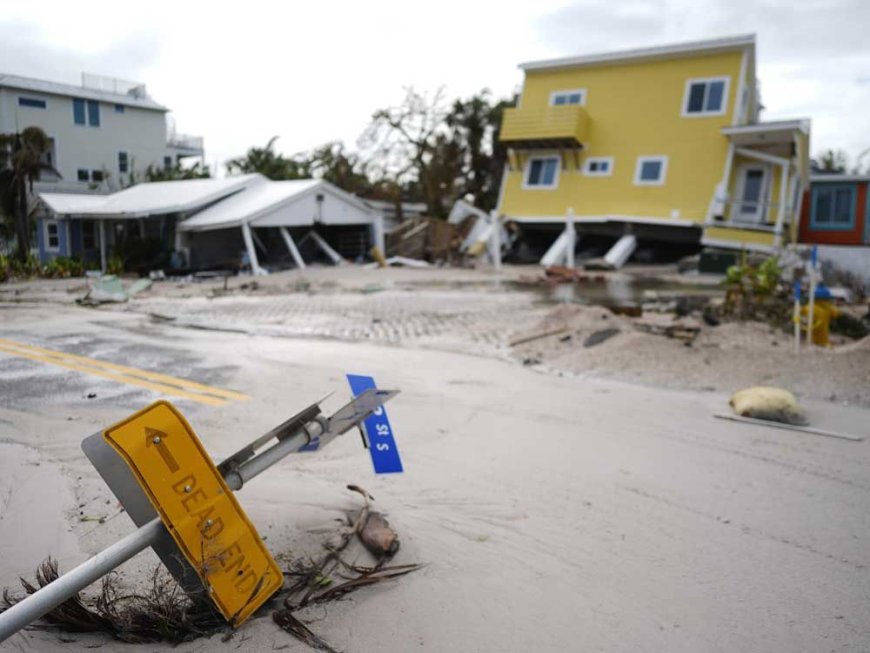 Florida residents repair homes and clean up after Hurricane Milton --[Reported by Umva mag]