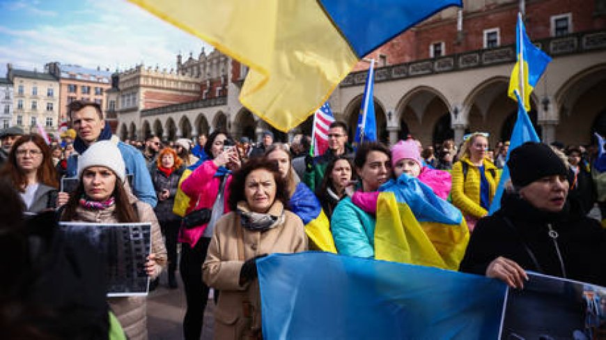 Most Poles want Ukrainian men sent home to fight – poll --[Reported by Umva mag]