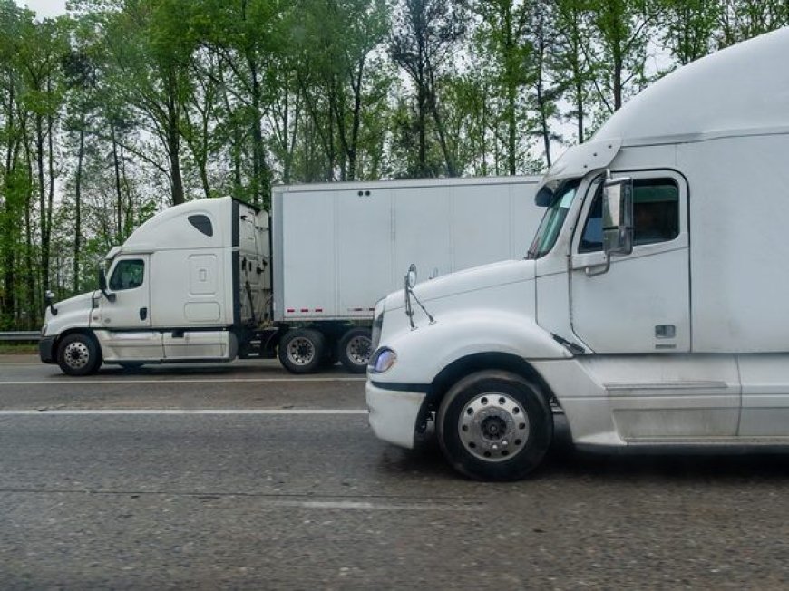 Driving instructors ‘accepting bribes’ allowing truck drivers on Ontario roads: Report --[Reported by Umva mag]