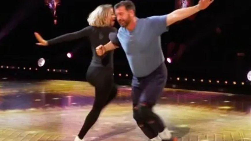 Watch as Nick Knowles returns to Strictly training for the first time since nightmare double injury --[Reported by Umva mag]