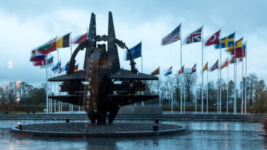 NATO planning new Russia strategy – Politico --[Reported by Umva mag]