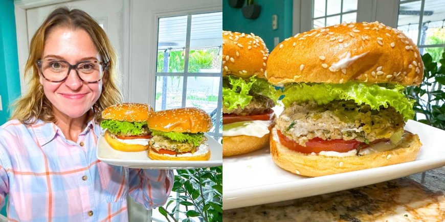 I tried Martha Stewart's green-chile chicken burgers. The recipe only called for 6 ingredients but was anything but simple to make. --[Reported by Umva mag]