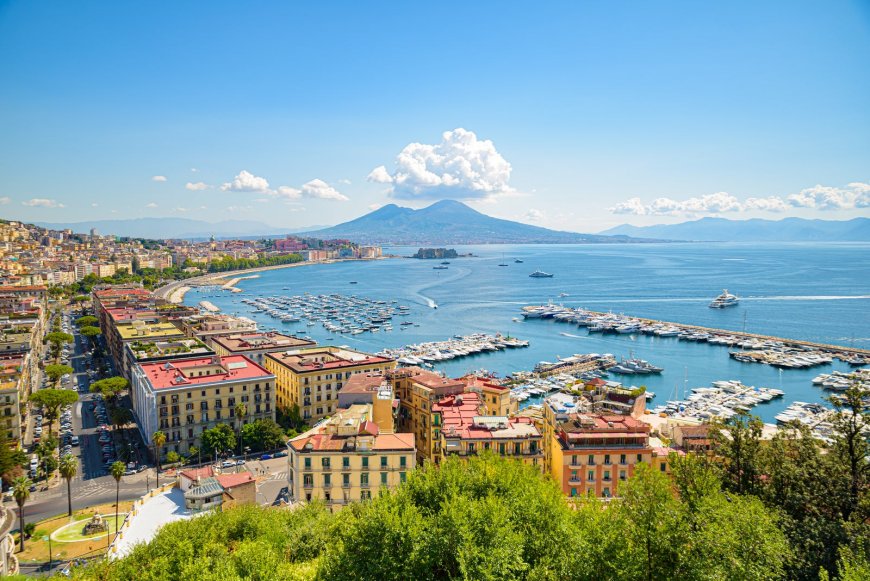 Naples cruise port guide: How to spend your day in Italy --[Reported by Umva mag]