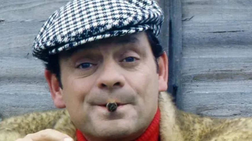 Only Fools legend Sir David Jason reveals his wife can’t stand one of trademark props he ‘snaffled’ when series ended --[Reported by Umva mag]