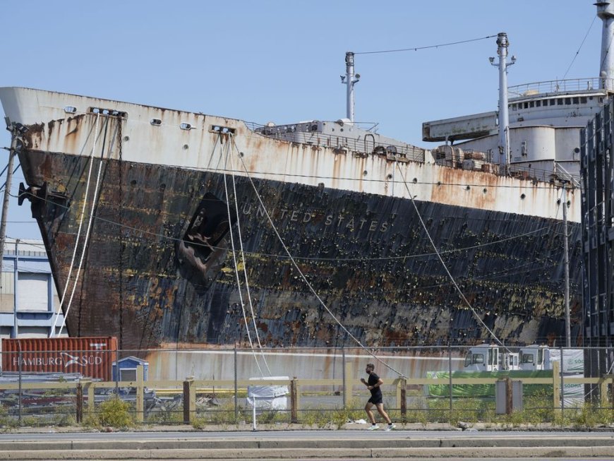 Historic ocean liner could soon become the world’s largest artificial reef --[Reported by Umva mag]