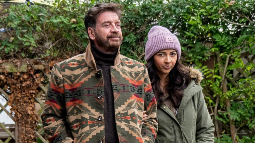 Strictly’s Nick Knowles spotted with knee in brace as he steps out with fiancee Katie Dadzie after Luba ‘clash’ --[Reported by Umva mag]