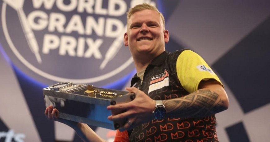 Mike De Decker’s emotional journey from nearly quitting darts to shock World Grand Prix glory --[Reported by Umva mag]