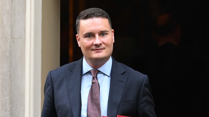 Health Secretary Wes Streeting threatens to take axe to ‘overly complex’ health quangos in patient safety overhaul --[Reported by Umva mag]